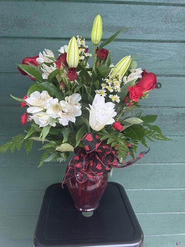 First Kiss from Forever Flowers, flower delivery in St. Thomas, VI