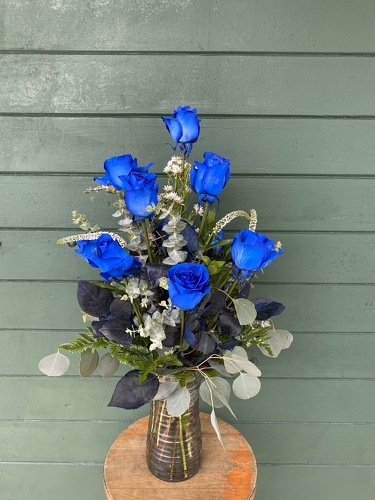 12 Blue Roses from Forever Flowers, flower delivery in St. Thomas, VI