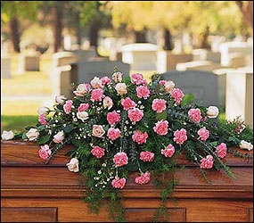 Heavenly Pink Casket Spray from Forever Flowers, flower delivery in St. Thomas, VI